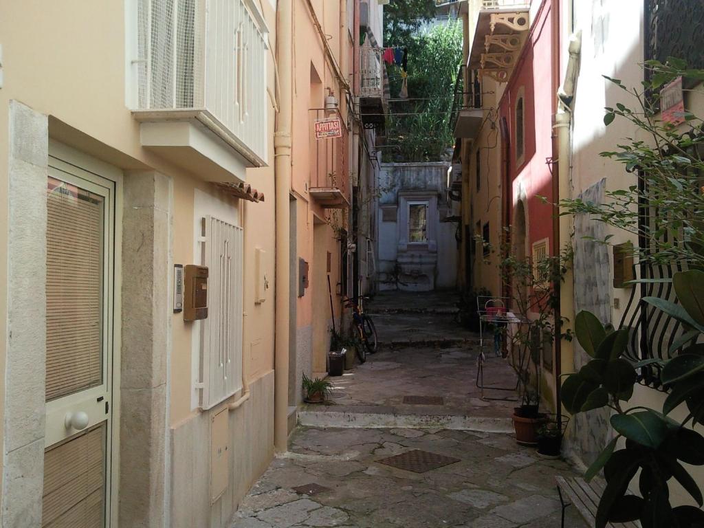 Gaeta, vicino al mare photo