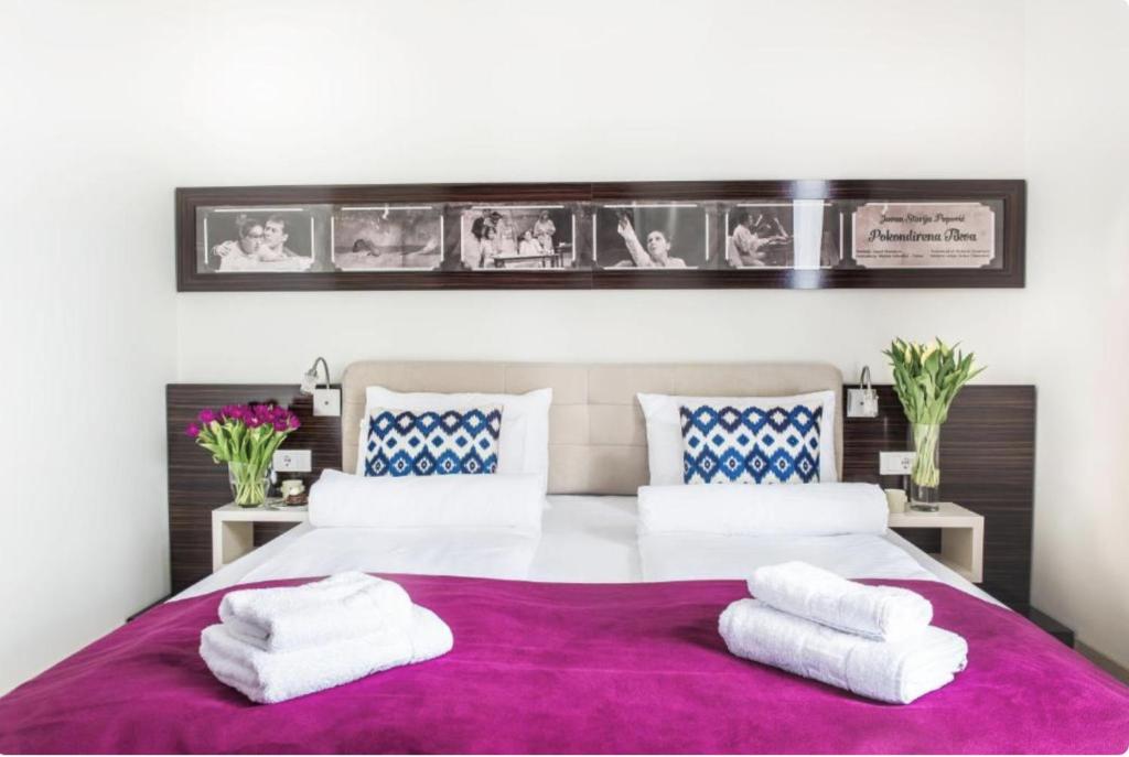 Theater Hotel Belgrade - 1