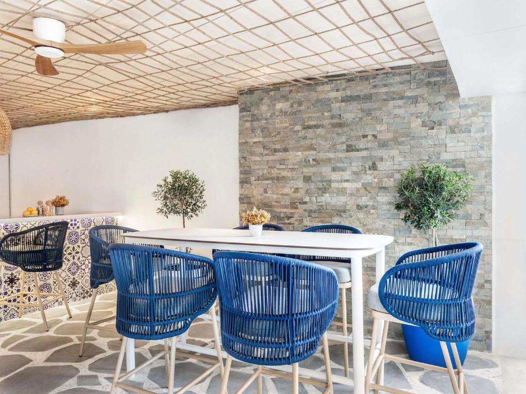Bar/lounge