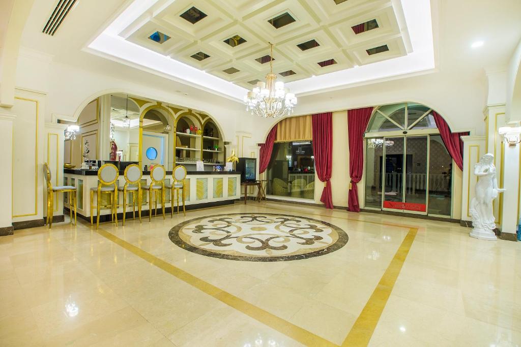 J'adore Deluxe Hotel & Spa Ultra All Inclusive — Side