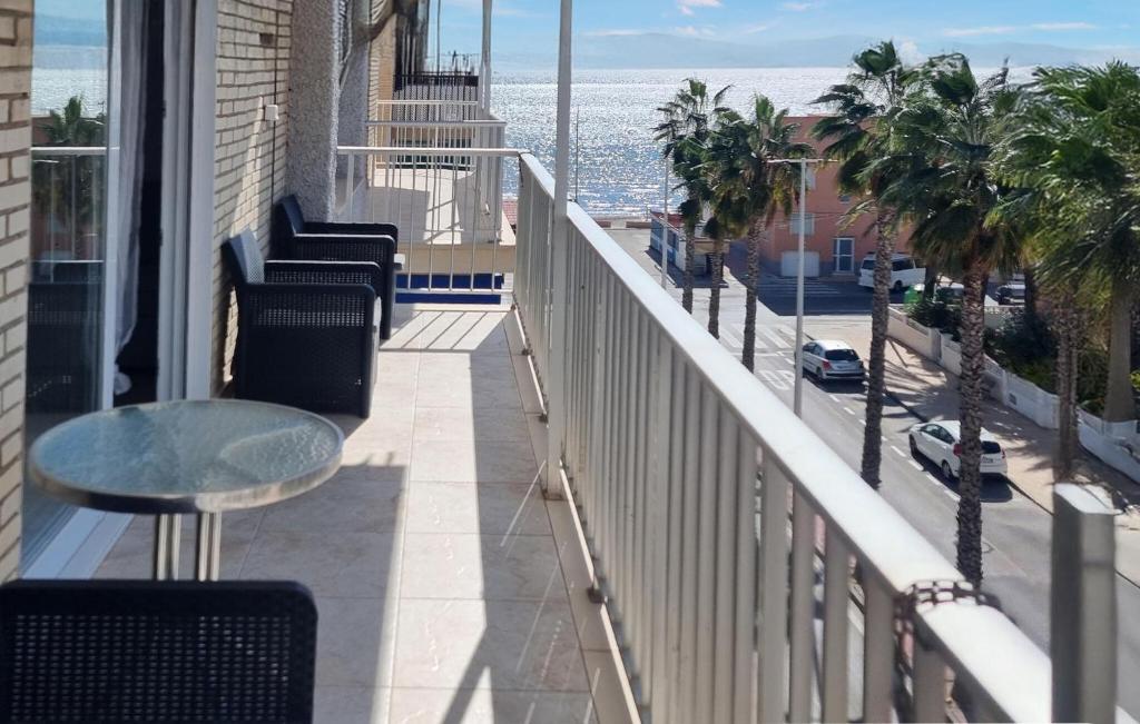 Lovely Apartment In Santa Pola With Wifi - 1