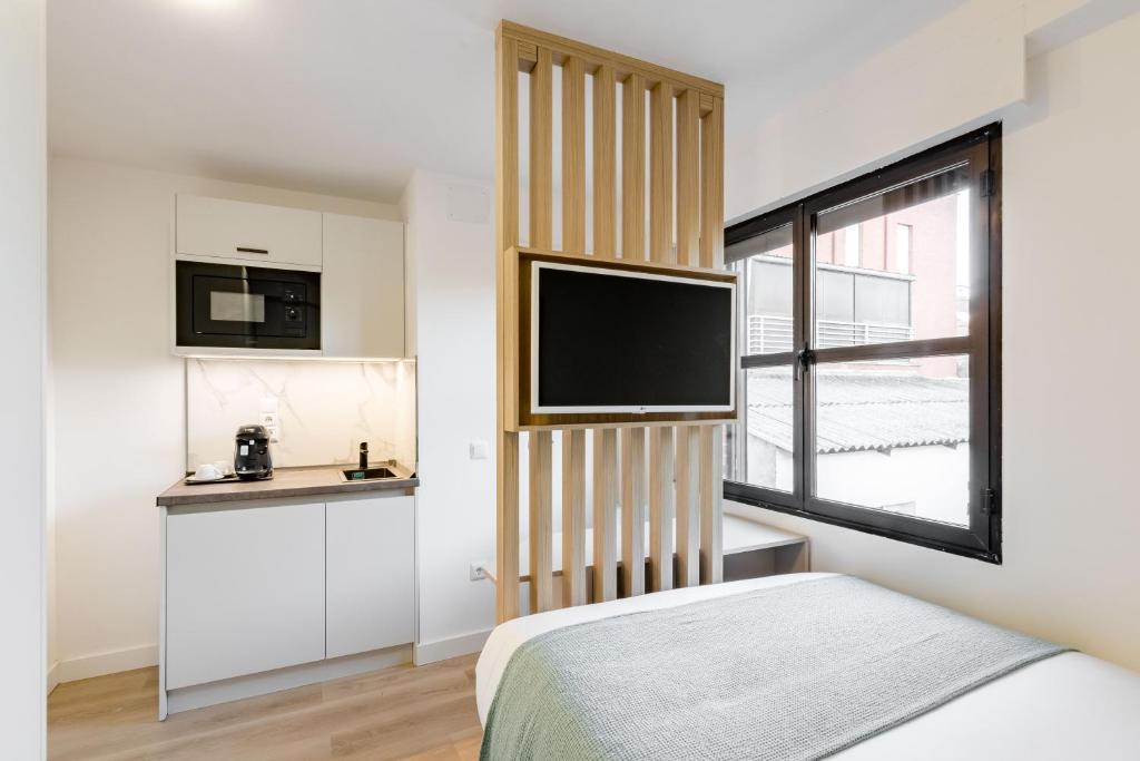 Square Rooms by Charming, cerca del aeropuerto y con un pequeño gimnasio - 2