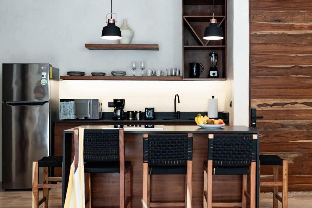 Bohemian 2BR Boutique Condo in Trendy La Veleta - 2