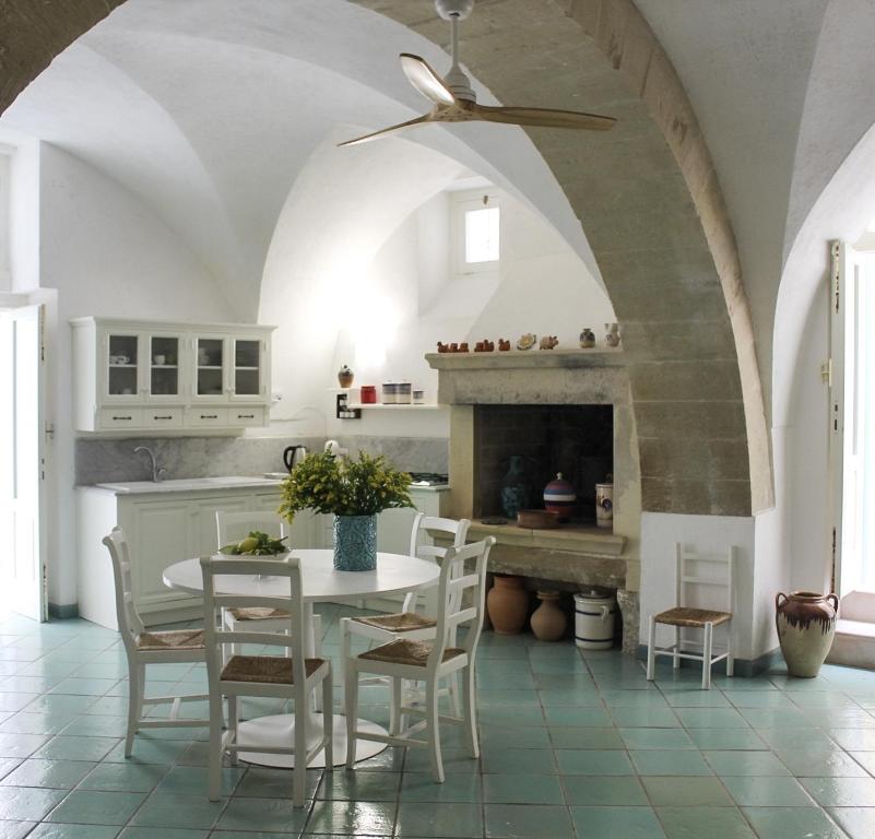 Casa Maricla - Authentic Salento Stone House near the Sea in Otranto Old Town - Marea Stays Collection - 3