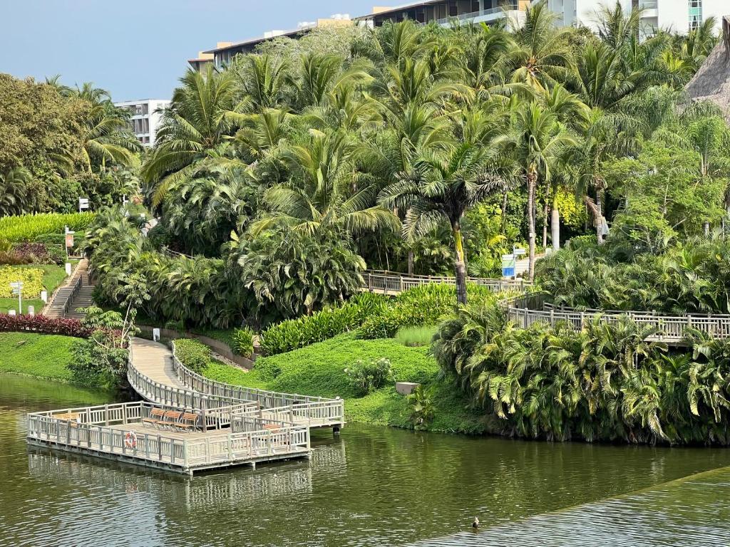 2 bedroom Grand Luxxe - 5