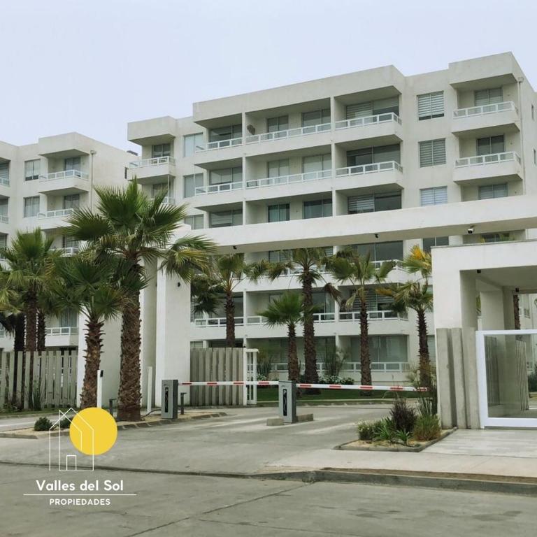 Arriendo Lindo Departamento cercano al Faro La Serena - 1