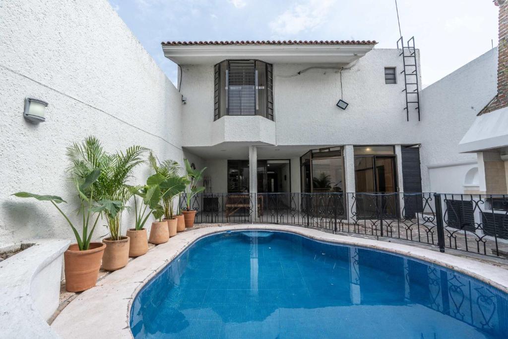 Family Home with Private Pool - 1