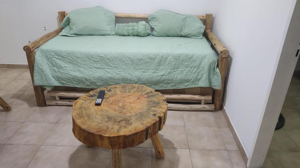 Hermoso departamento con ingreso de vehículo y patio - 3