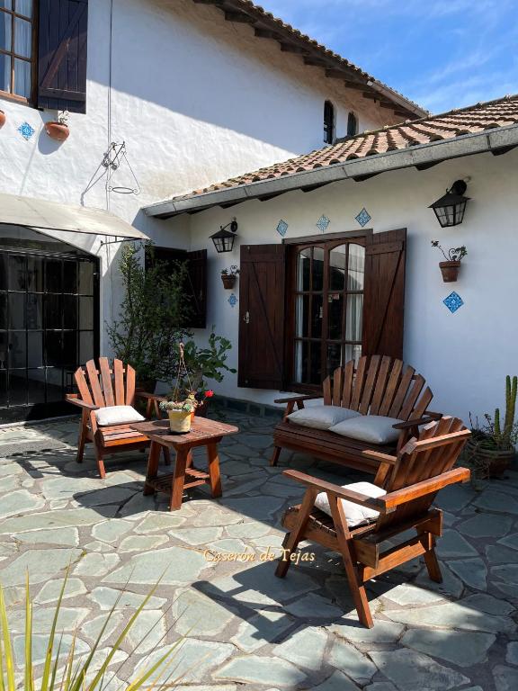 Chalet Caserón de Tejas, Amplia y confortable casa para hasta 11 huéspedes - 2