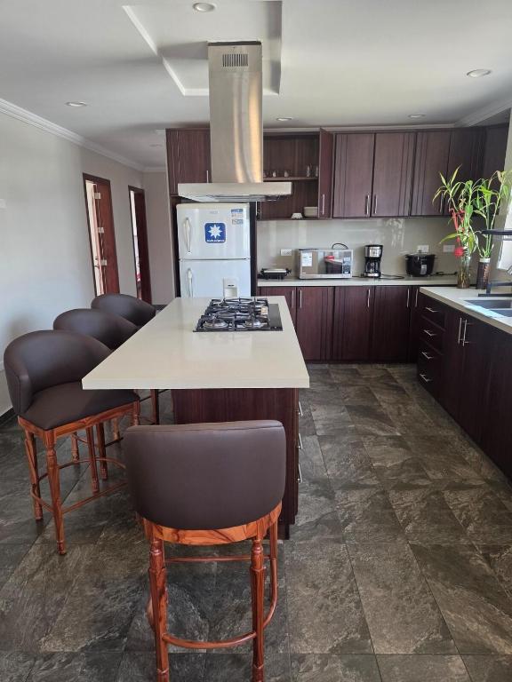 Hospedaje cerca del aeropuerto - 1