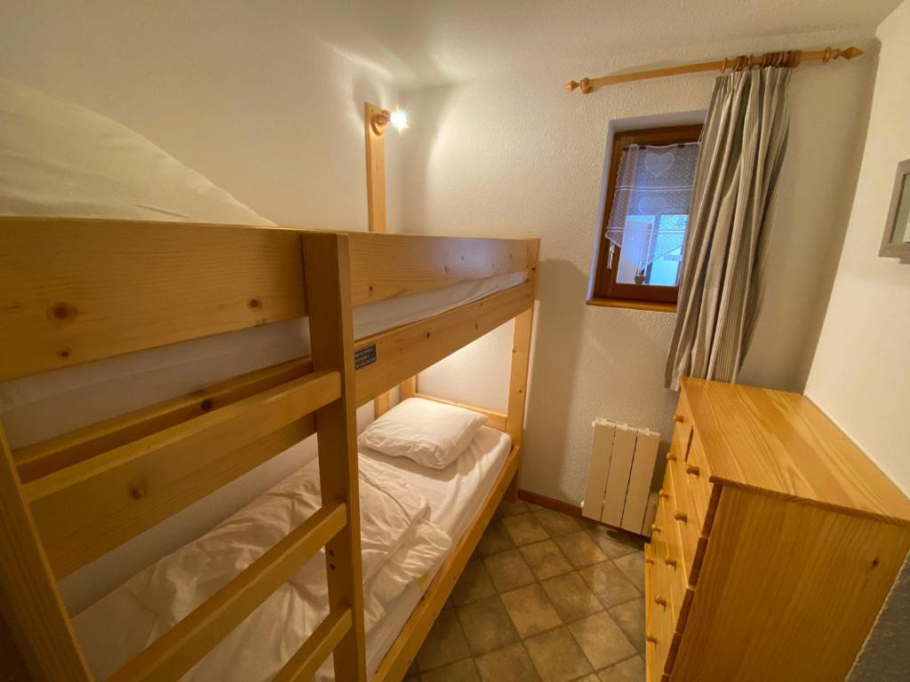 Appartement calme, proche centre-ville, avec balcon et garage à Châtel - FR-1-693-122 - 4