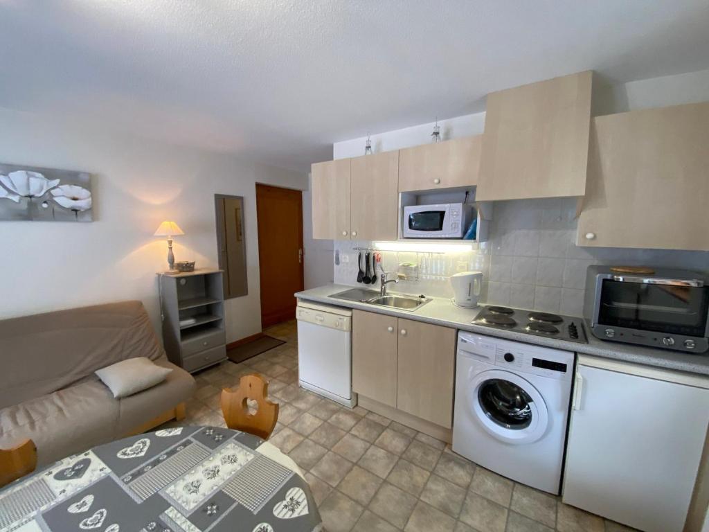 Appartement calme, proche centre-ville, avec balcon et garage à Châtel - FR-1-693-122 - 5