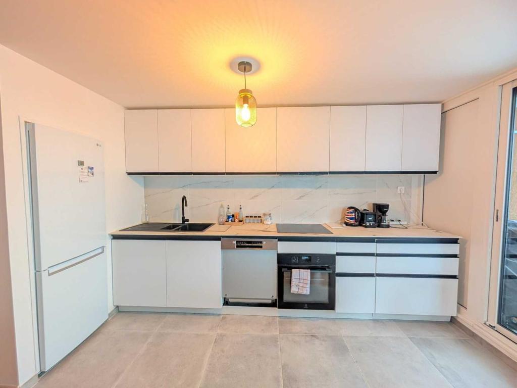 Superbe logement skis aux pieds, calme avec parking, près Montgenèvre - FR-1-445-233 - 4