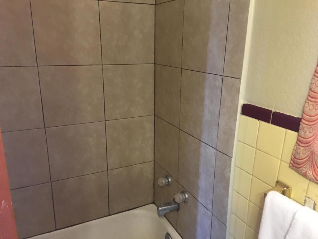 Best Value Inn Motel Sandusky photo
