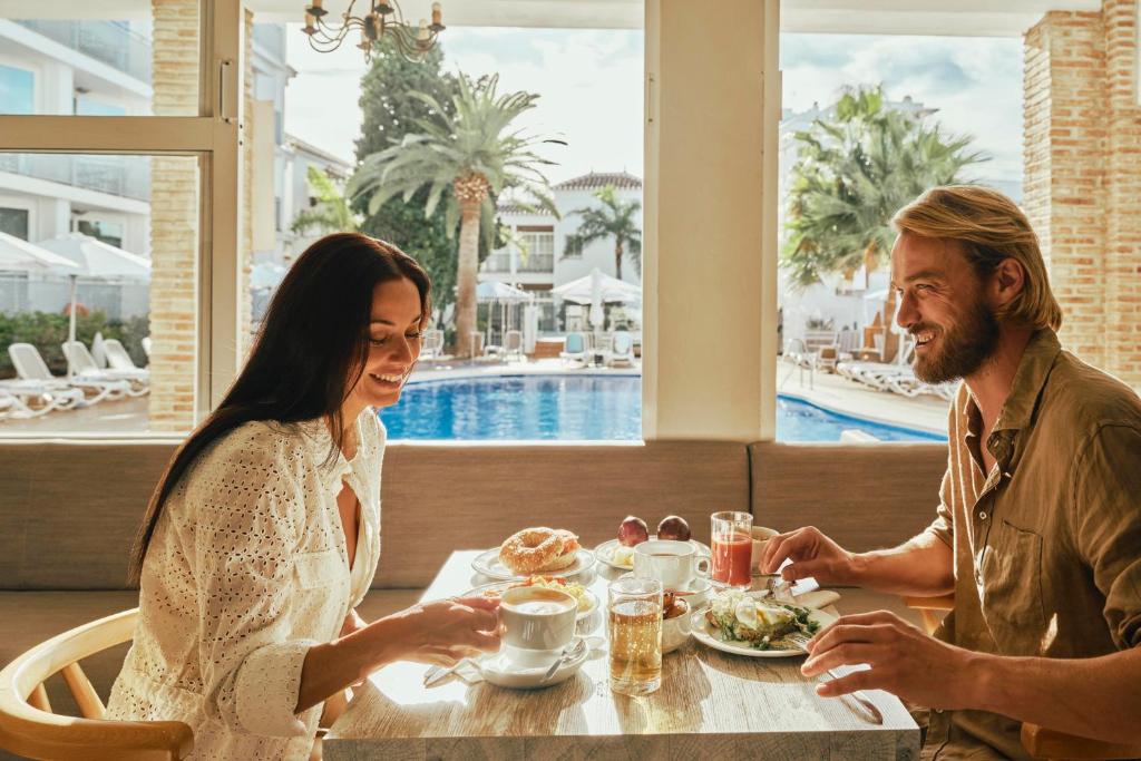 Beneste Villa Flamenca Hotel — Restaurant & bars in Nerja, Andalusia