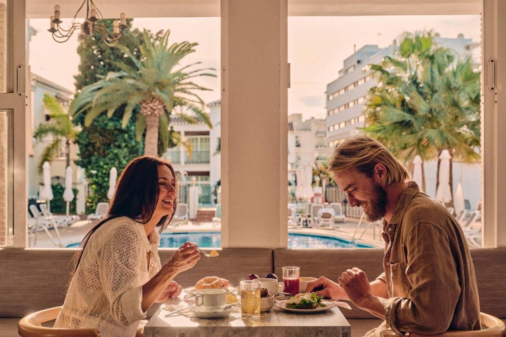 Beneste Villa Flamenca Hotel — Restaurant & bars in Nerja, Andalusia