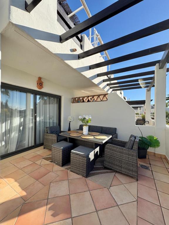 Casa SunsetGolf, 2-Bdrm, Pool, Garden, Parking - 3