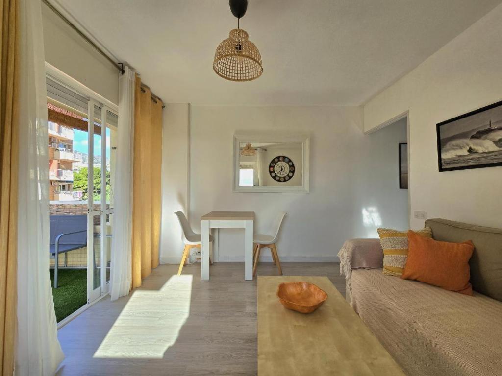 Iris Blue Horizon Apartment - 3