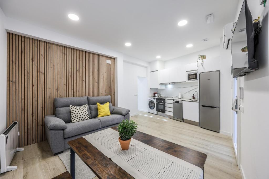 Elegant Space for Your Madrid Stay - 1