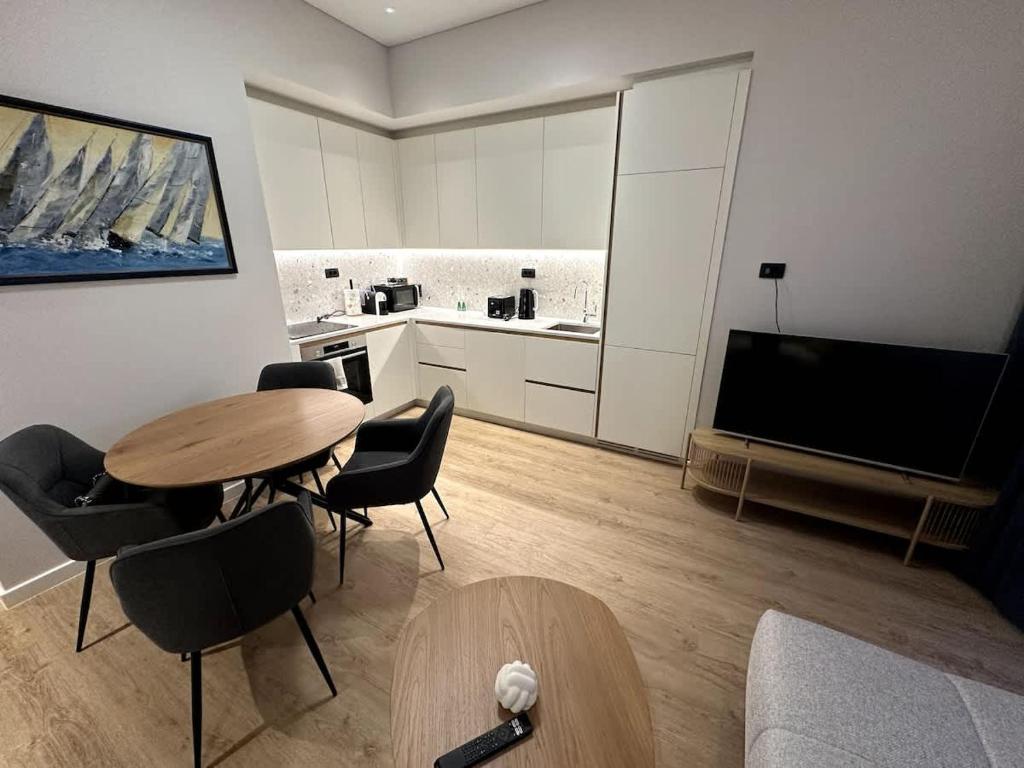 Stylish Flat by Porto Montenegro - 2