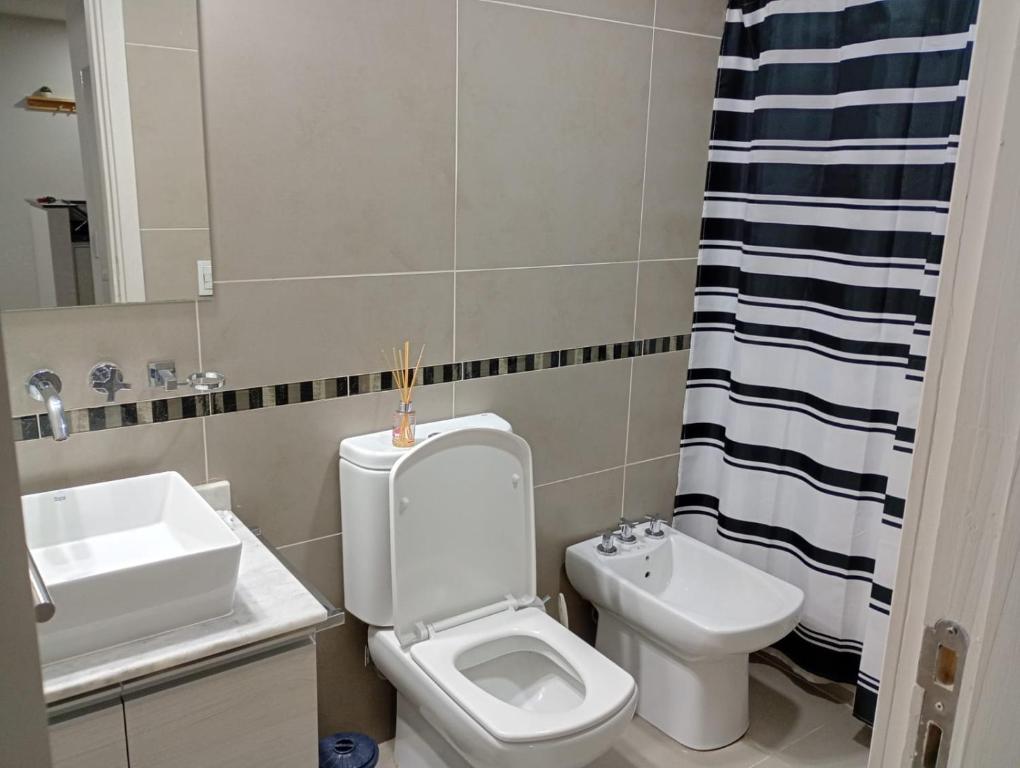 Depto centro Opera - Solo Familiar - 4