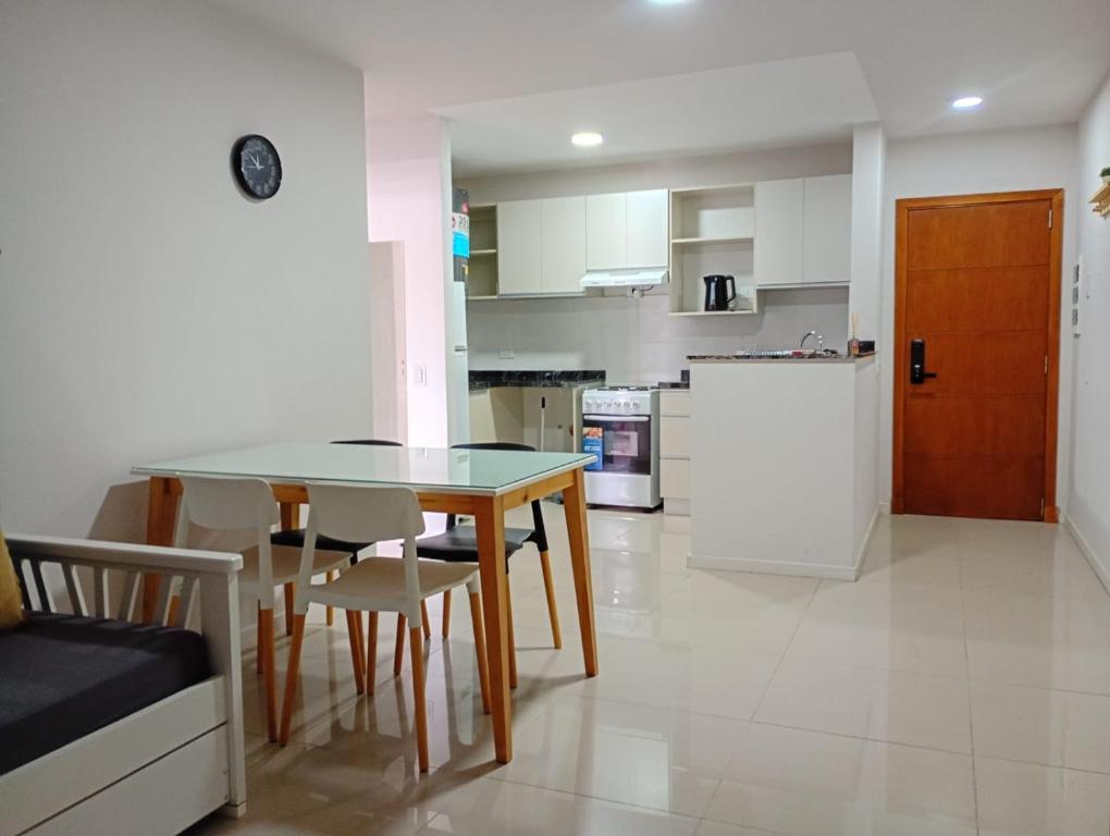 Depto centro Opera - Solo Familiar - 5