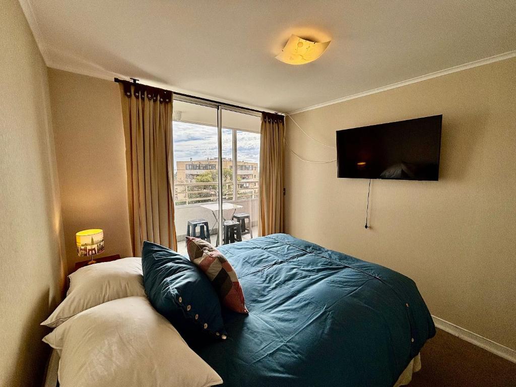 Spacious Apartment on Main Avenue Concón - 3