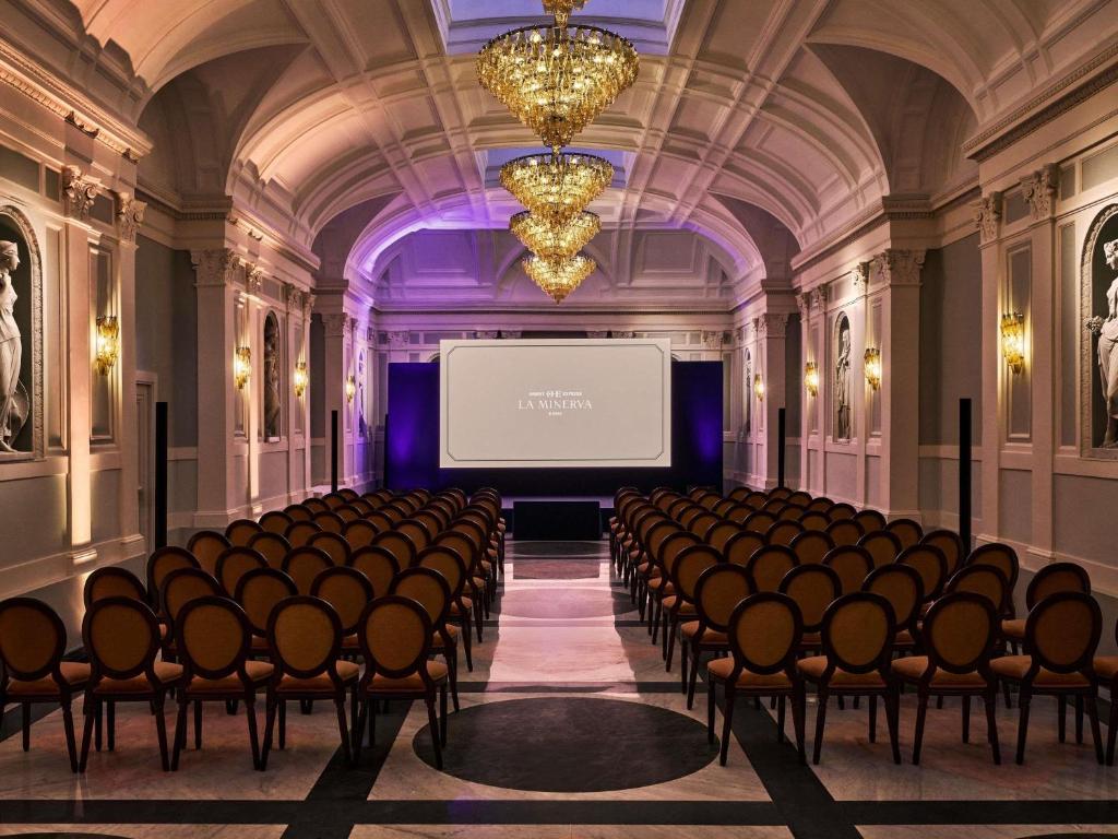 Meeting room / ballrooms