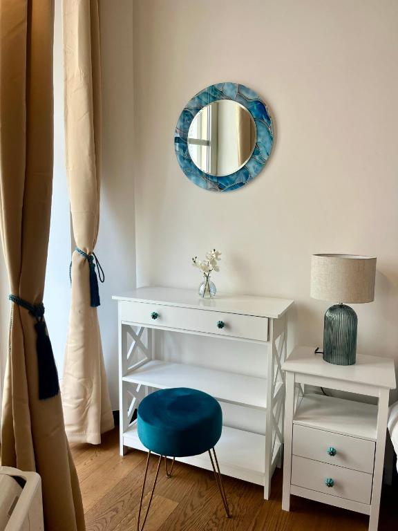 LB Vacation Rentals I Deluxe Studio w Balcony - 5mn Center I Casa d'Azur - 2