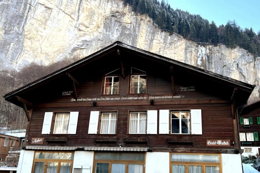 Chalet Maithili Lauterbrunnen -152-Year-Old Majestic Chalet - 3