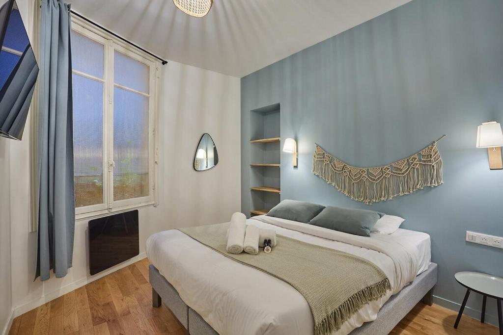 Apartment Center of Paris by Studio prestige - 2