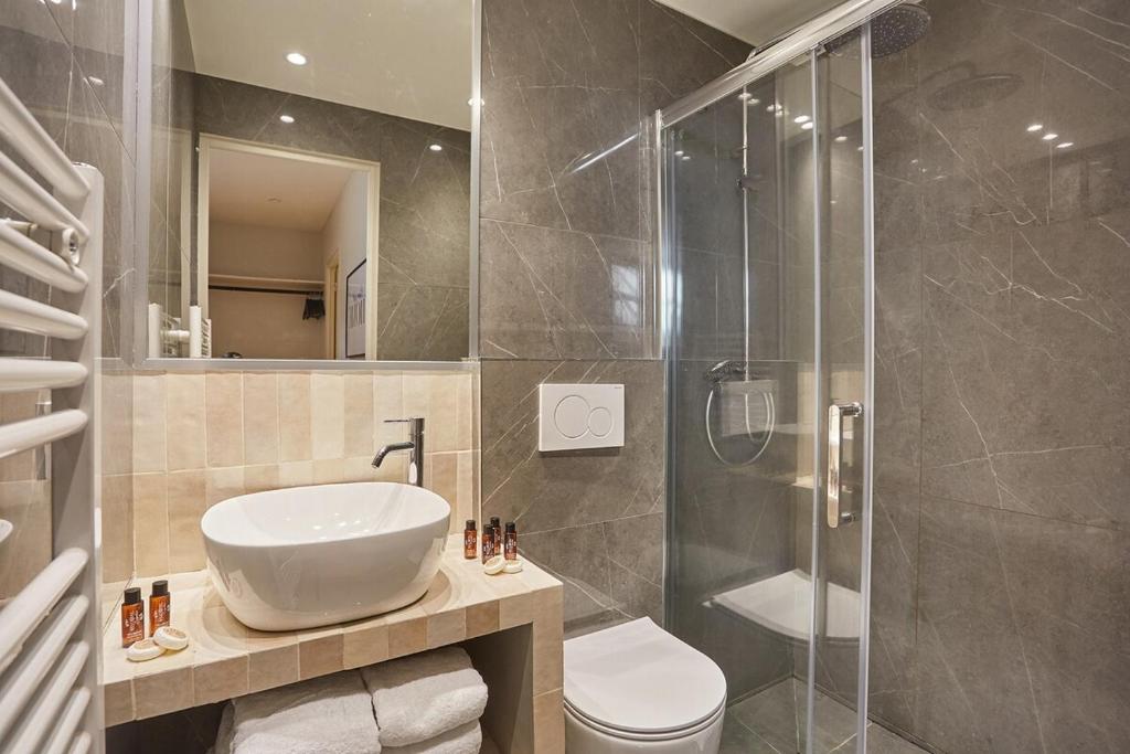 Apartment Center of Paris by Studio prestige - 4