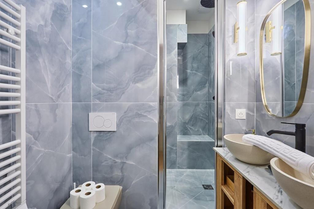 Superb Apartment Center of Paris by Studio Prestige - 5
