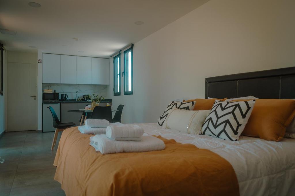 Lodwine Lodge Apartments - 3