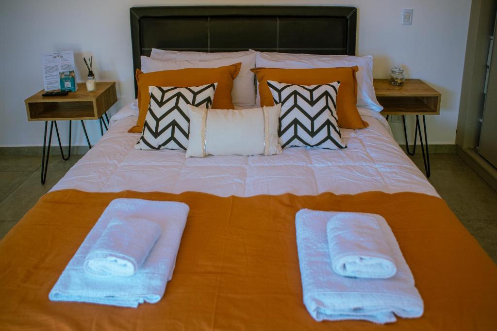 Lodwine Lodge Apartments - 4