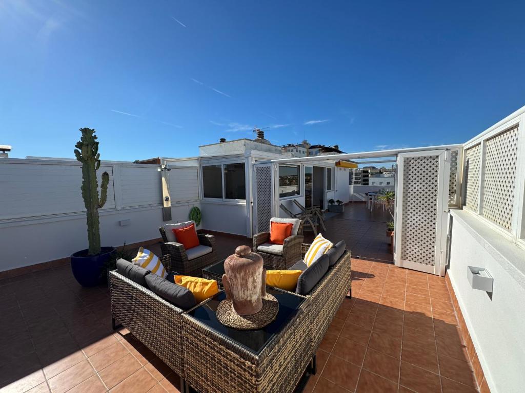 Pure Penthouse Apartment Sitges Centre Beach - 4