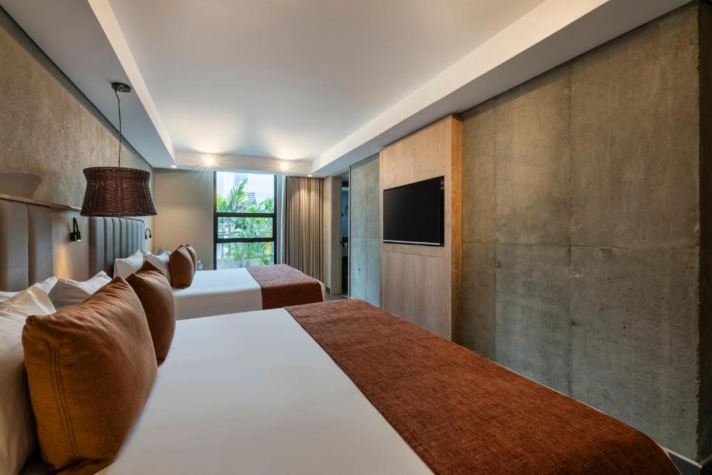 OZ Hotel Collection - 5