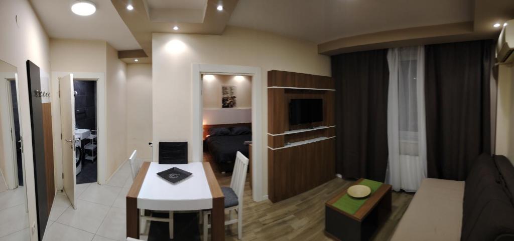 Sakura - 1