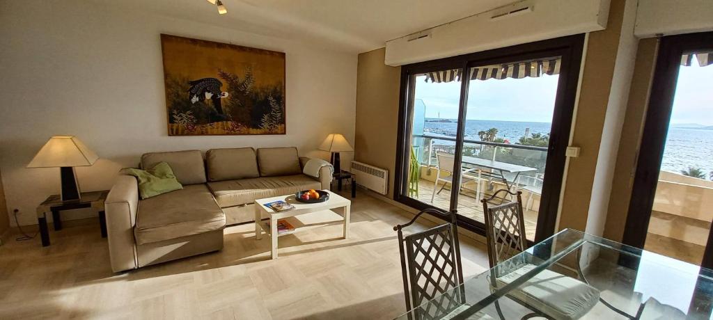 Apartment sea view in Saint-Raphaël wpool - 2