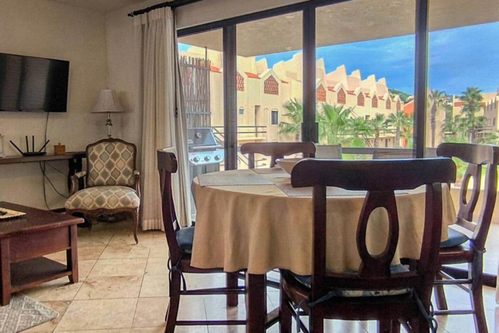Penthouse 2BD+Room • 2 Terraces • Pools•Near Beach - 5