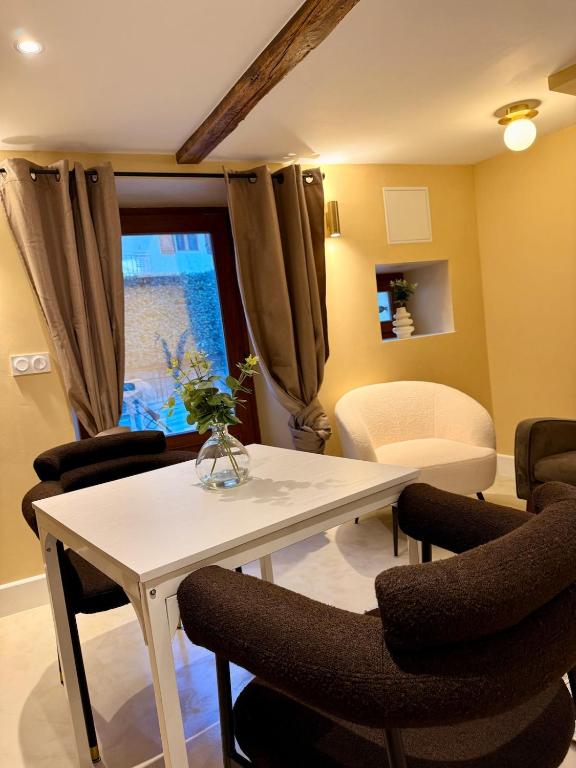 La Pierre Dorée - popular, elegant, fully equipped - 2
