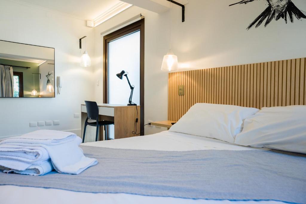 Modern Refuge on Emilio Vaisse Perfect Studio - 3