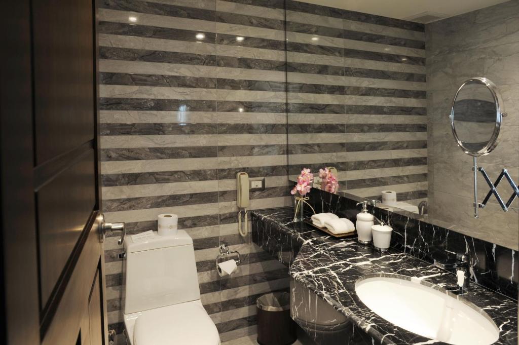 ห้องน้ำ