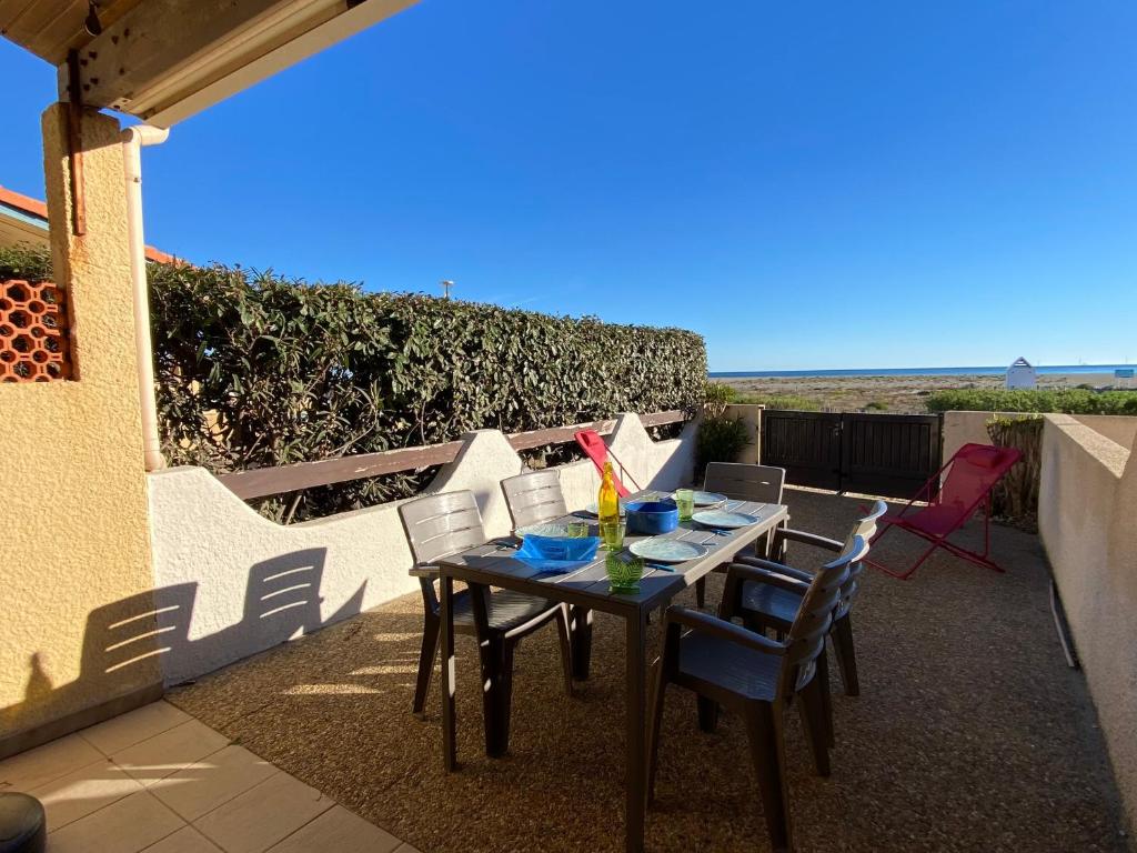 Port Leucate : Villa T2 Mezzanine Climatisée, Animaux <10kg OK, 5 pers., Front de Mer, PKG - FR-1-798-61 - 4