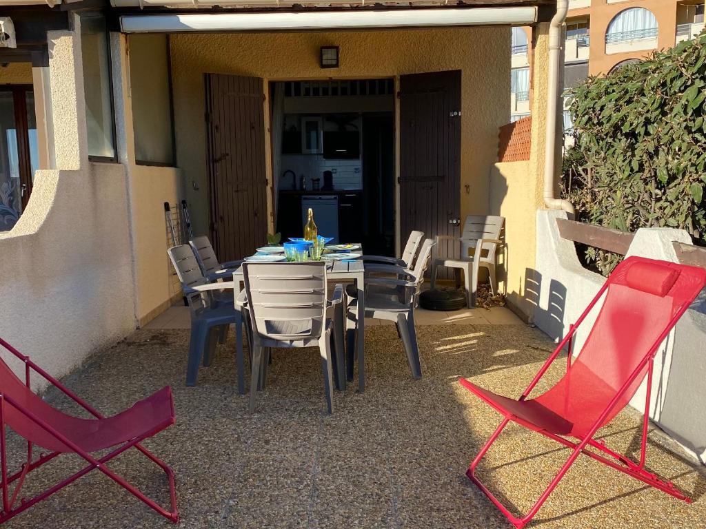 Port Leucate : Villa T2 Mezzanine Climatisée, Animaux <10kg OK, 5 pers., Front de Mer, PKG - FR-1-798-61 - 5