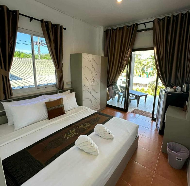 BaanPhong Lanta