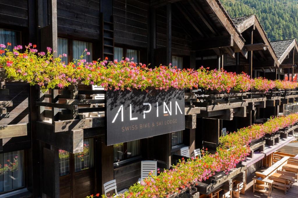 Hôtel Alpina - Swiss Ski & Bike Lodge Grimentz - 2
