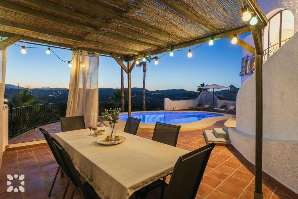 Villa Moonlight by Abahana Villas - 2