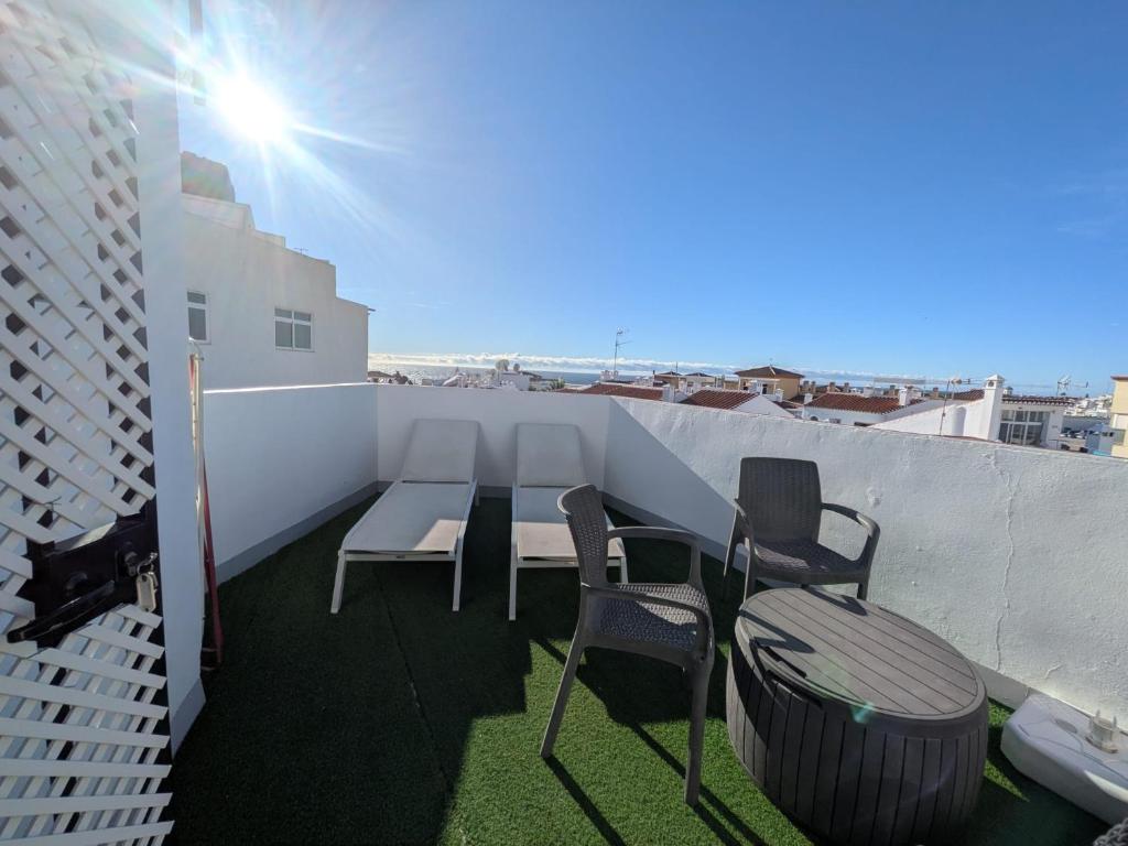 Apartment close from the beach and centre of Nerja - 2