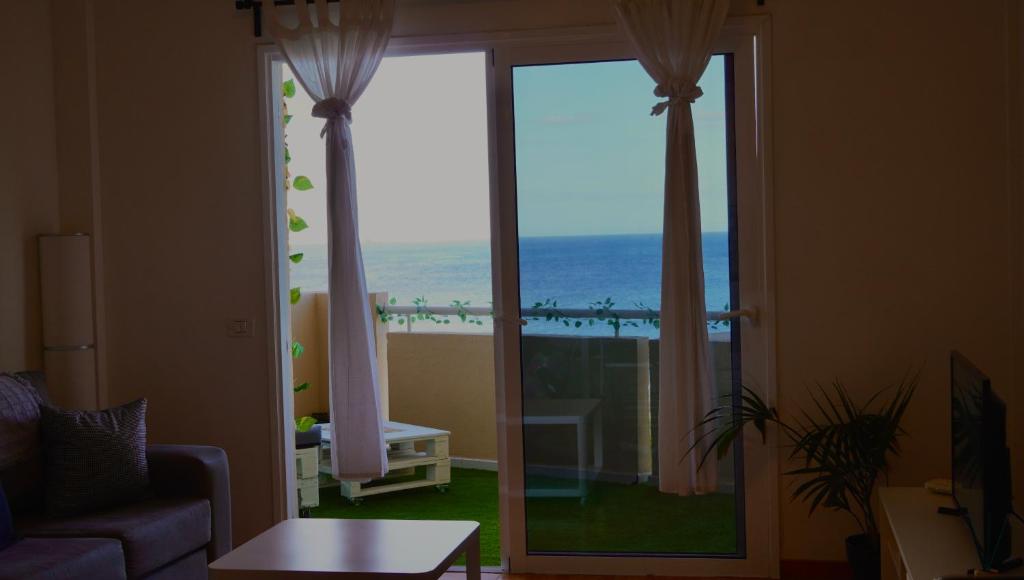 Apartamento con vista frontal al mar - 2